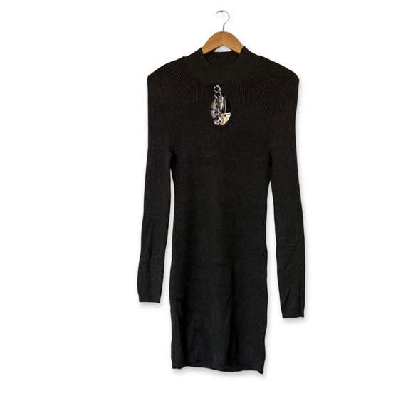 Juniors' Cutout Chain-Detail Sweater Dress - Picture 3 of 6